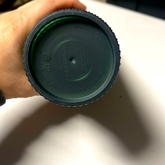Starbucks Winter Matte Dark Green Studded Tumbler, Venti. NWOT - Picture 3 of 4